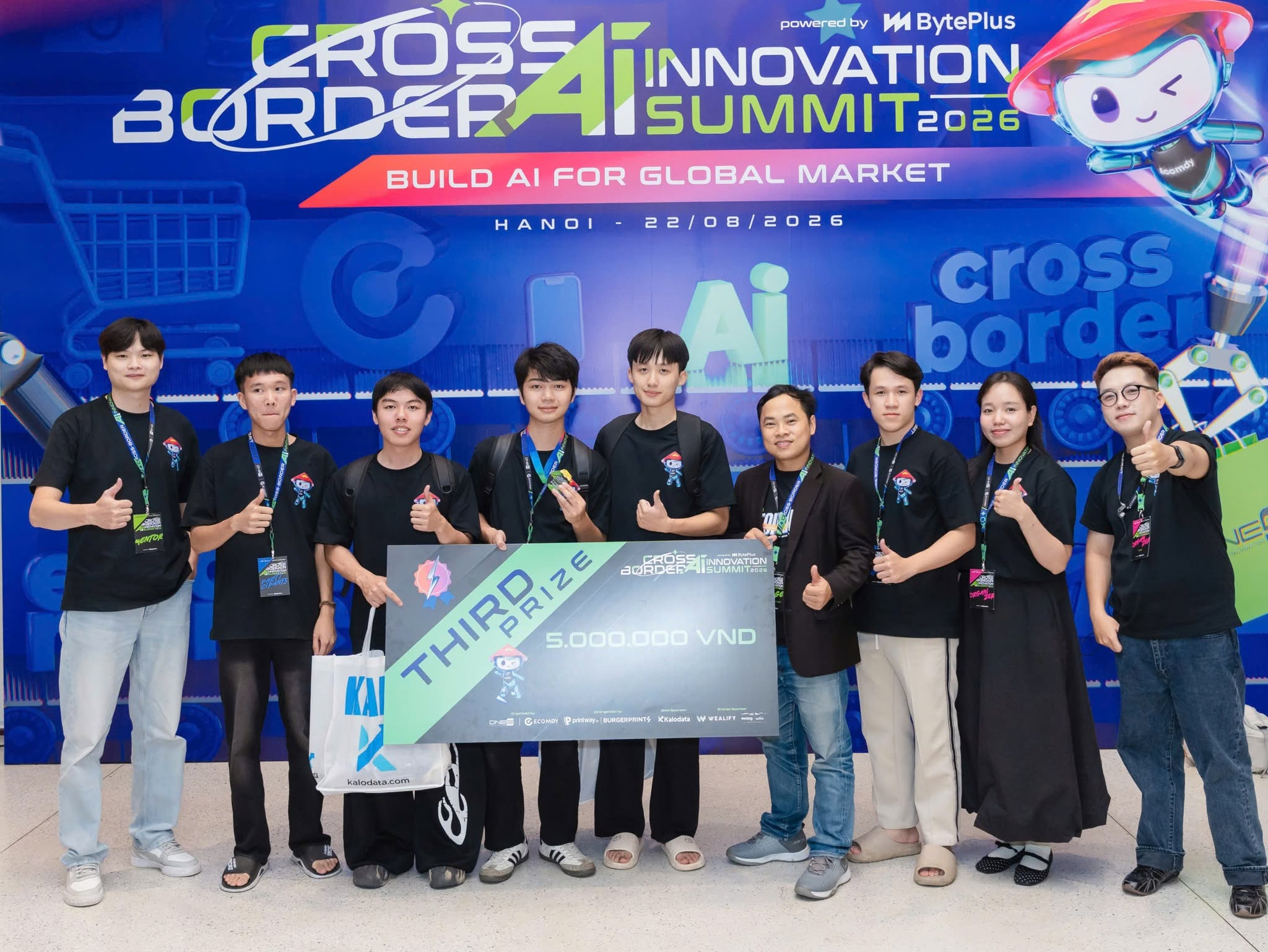 Lần đầu làm Mentor tại Cross-border AI Hackathon 2026